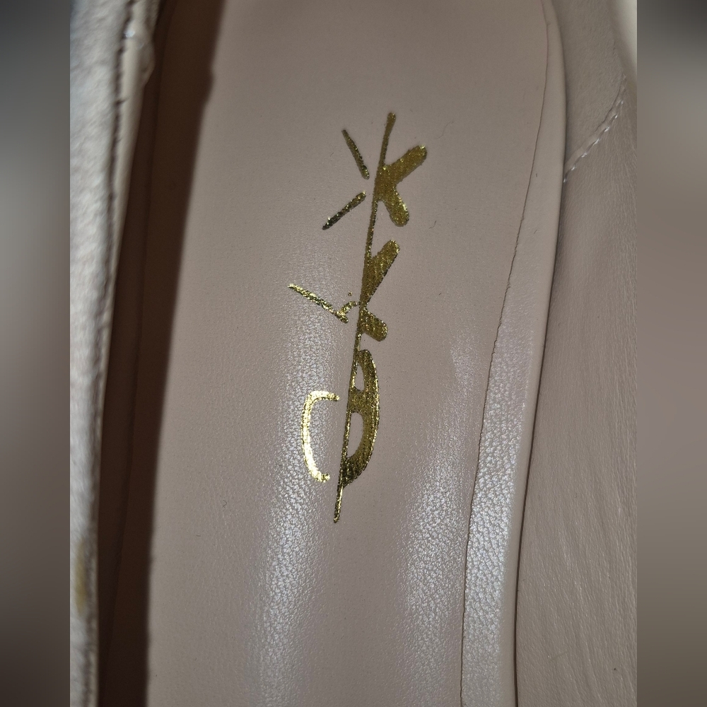 Elegant Beige Women's Shoes with Pearl Detailing - Picture 6 of 14